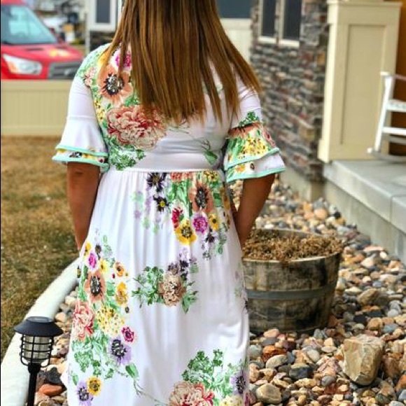 Midi floral double ruffle sleeve with Pockets - Picture 2 of 4